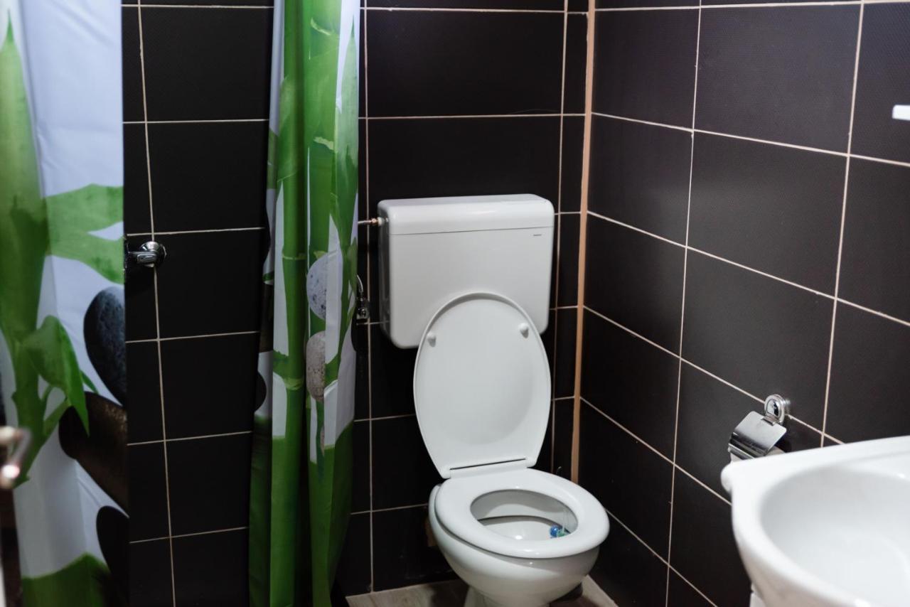 Apartmani Centar Lux New Zrenjanin Exterior foto